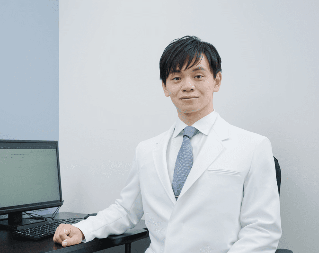 イーヘルスクリニック新宿院 院長